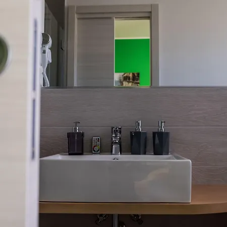 Montedonzelli 4* Neapel