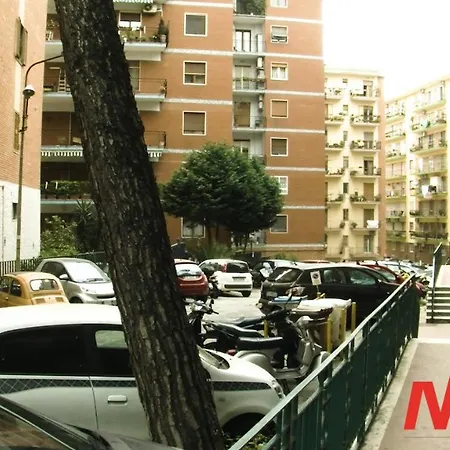 Montedonzelli לינה וארוחת בוקר נאפולי